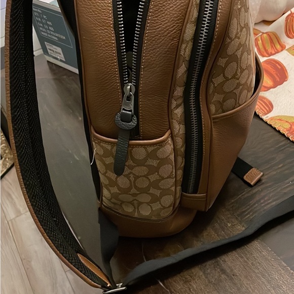 Coach backpack - Picture 3 of 6